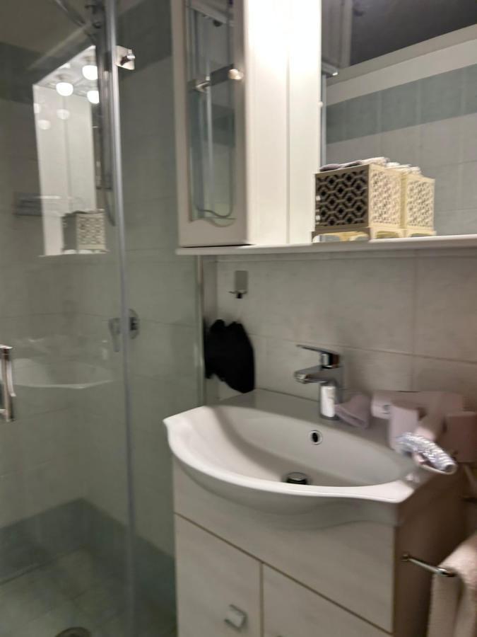 Larocca Tourist Home 1 Μπασάνο Ντελ Γκράπα Εξωτερικό φωτογραφία